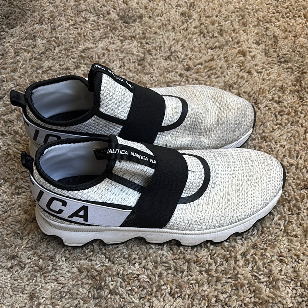 Nautica White and Black Slip-On Sneakers with Elastic Strap